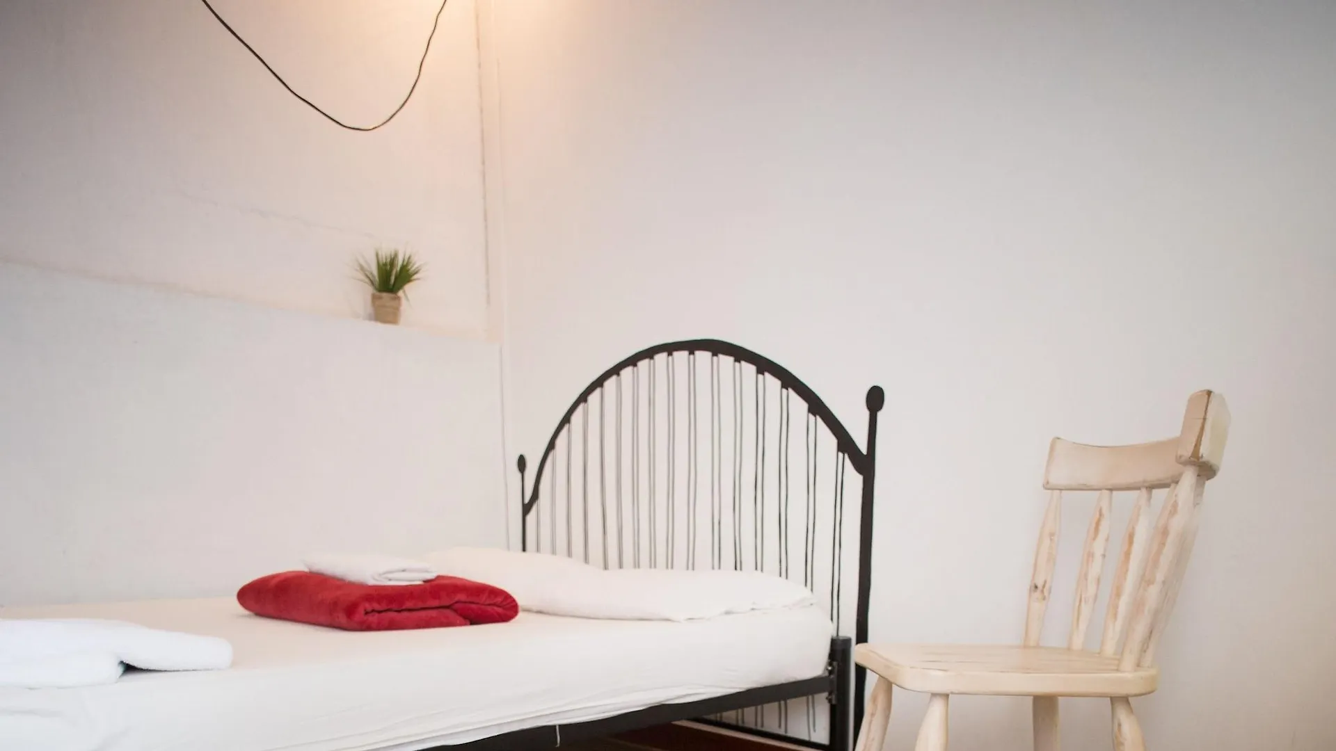 Hostal Casa Estacion Medellin Colombia
