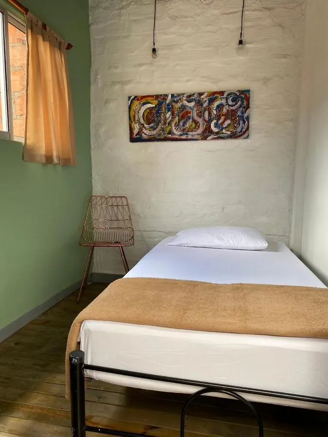 Hostel Hostal Casa Estacion Medellin